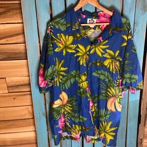 Vintage Hilo Hattie made in Hawaii Hawaiian shirt 4XL blue green pink yellow